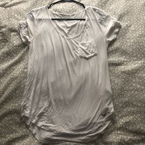 Hollister tee